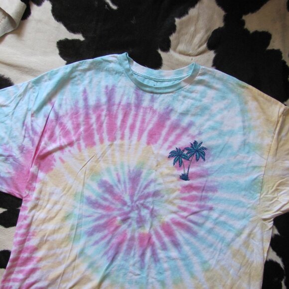 BENNY & BELLE BEACH TIE DYED TSHIRT NWT - Picture 2 of 10